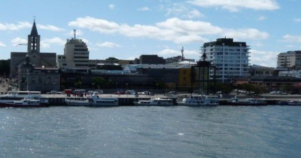 Vista desde  área de Museos  Isla Teja